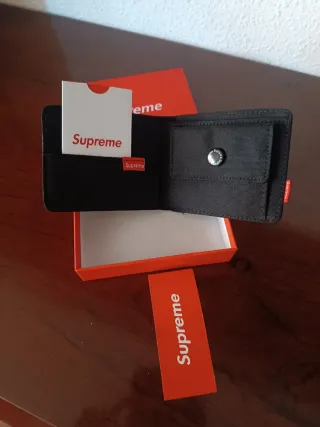 Cartera Supreme Negra