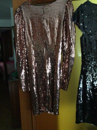 Dos vestidos de fiesta