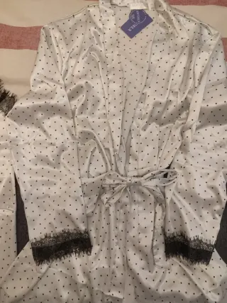 Conjunto Lujo Bata y Camisón nuevo cierre de tiend