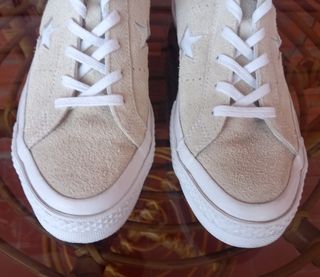 Converse Unisex Talla 39.5 Crema