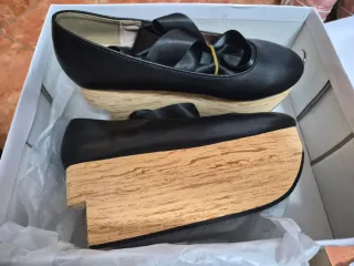 Zapatos negros mate con plataforma