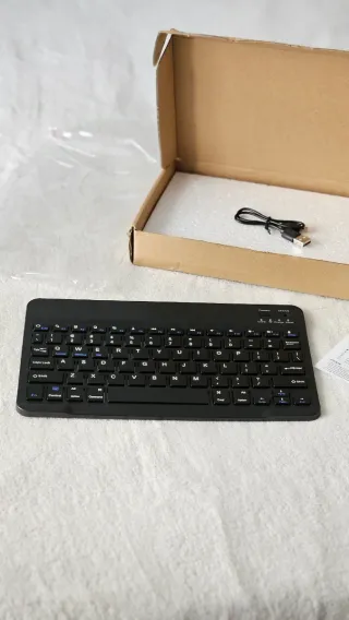 Teclado Inalámbrico WiFi nuevo