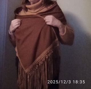 Stola lana e cachemire con frange