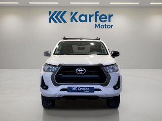 Toyota Hilux 2.4 D-4D Cabina Doble GX