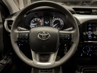 Toyota Hilux 2.4 D-4D Cabina Doble GX