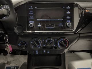 Toyota Hilux 2.4 D-4D Cabina Doble GX