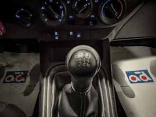 Toyota Hilux 2.4 D-4D Cabina Doble GX