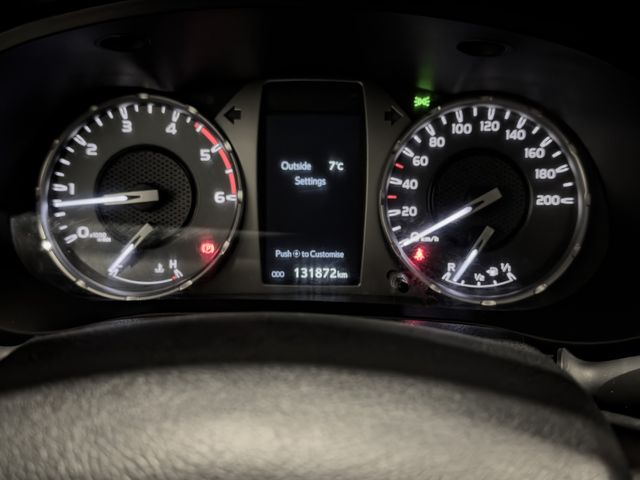 Toyota Hilux 2.4 D-4D Cabina Doble GX