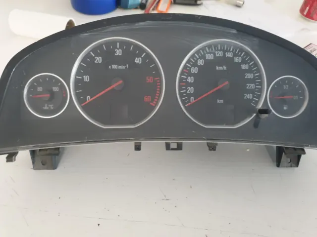Cuadro instrumentos Opel Vectra