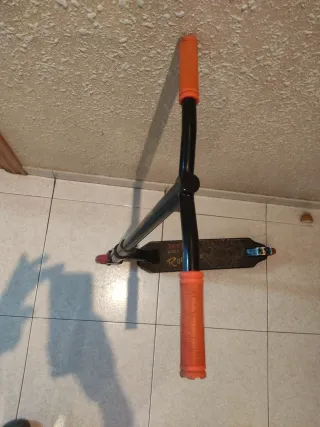 Patinete Bestial Wolf Rocky R4