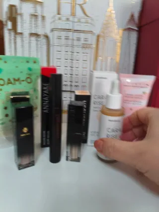 Lote 6 piezas Belleza Hello Body, Annayake