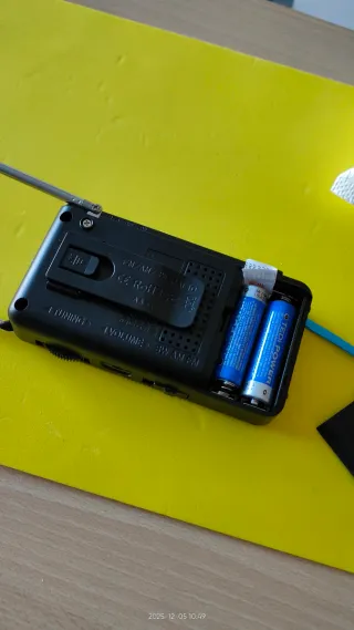 Radio JOC TG-88 a pilas FM/AM/SW