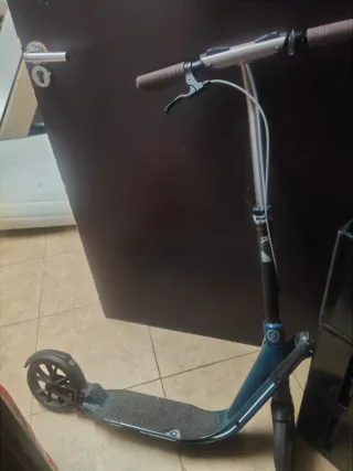 Patinete Decathlon casi nuevo