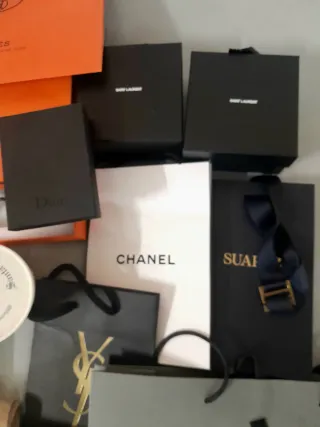 Bolsa y Cajas Vacias de Lujo