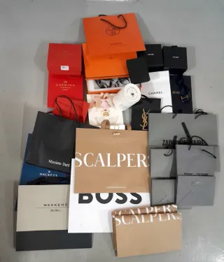 Bolsa y Cajas Vacias de Lujo