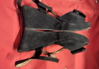 Sandali neri con fiore taglia 37