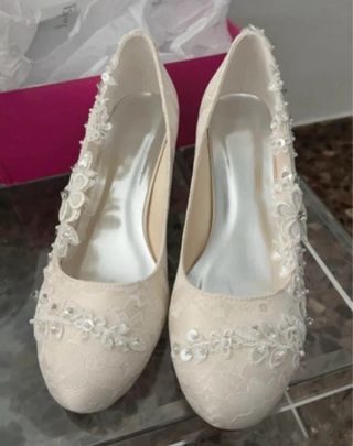 Zapatos de Novia Emily Bridal con Encaje Flores