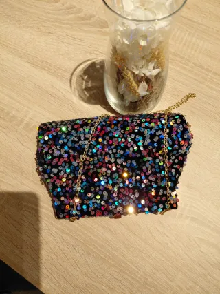 Bolso lentejuelas invitada evento boda