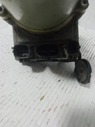 Bomba Dirección Mazda 3 2009