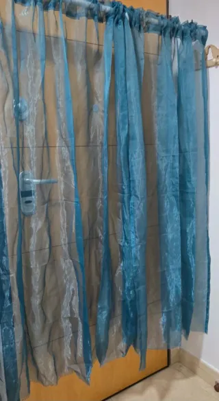 Visillos cortos azules