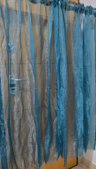 Visillos cortos azules