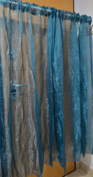 Visillos cortos azules