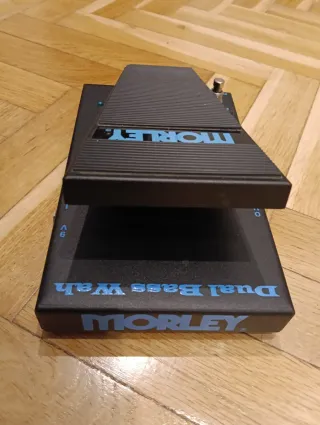 Pedal Morley Funk Wah Bajo