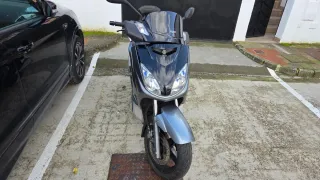 Yamaha Xmax 250