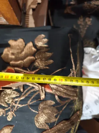 Copete antiguo decorativo