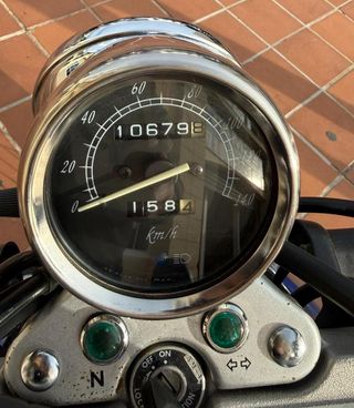 SUZUKI MARAUDER 125 cc SOLO 10.600 KM Y GARANTIA