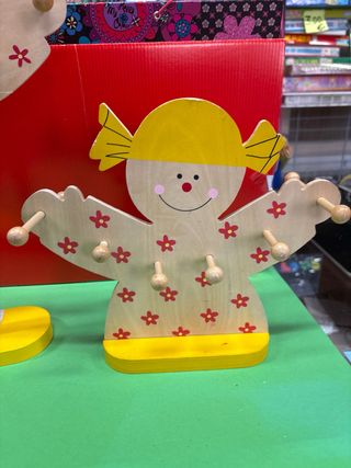 2 Expositor infantil madera