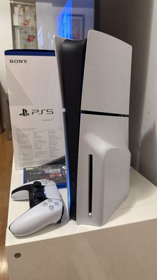 Consola Sony PS5 1TB + Juego FC26