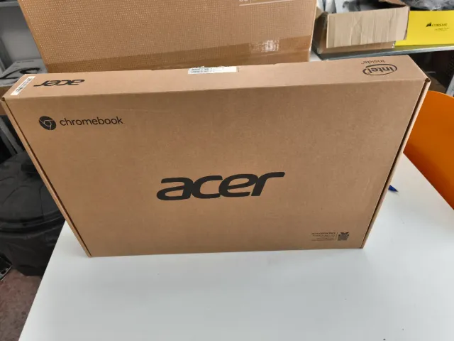 Chromebook Acer, teclado ALEMAN
