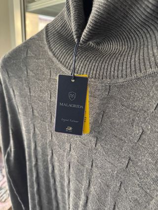 Jersey Malagrida Cuello Alto Gris