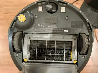 Robot Aspirador Roomba Negro