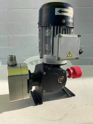 Bomba Dosificadora Motor Eléctrico