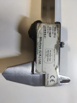 Calibre Digital Mitutoyo ABSOLUTE Digimatic