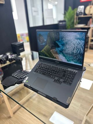 Lenovo Legion 5 17 17IMH05H Negro/Gris