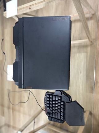 Lenovo Legion 5 17 17IMH05H Negro/Gris