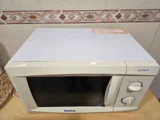 Microondas Taurus Instant Blanco