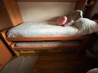 Cama nido con 2 colchones como nuevo tiene cajones
