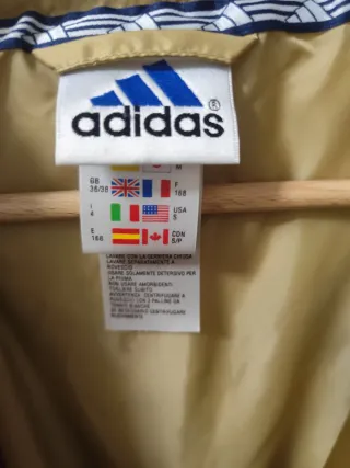 Piumino Adidas Oro