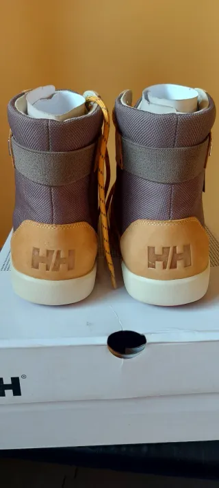 Botas Helly Hansen Talla 42.5 Beige/Marrón