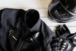 Alquiler equipación moto examen