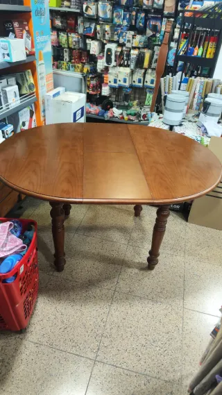 Mesa redonda de comedor de pino macizo