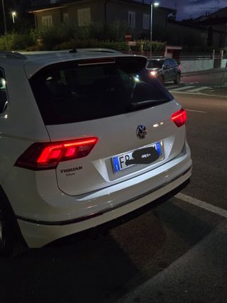 Volkswagen Tiguan 2° serie TDI Sport R.-line 2018