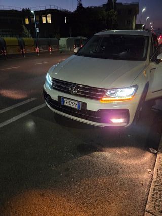 Volkswagen Tiguan 2° serie TDI Sport R.-line 2018