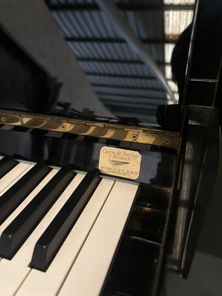 Piano Petrof
