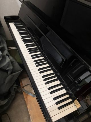 Piano Petrof