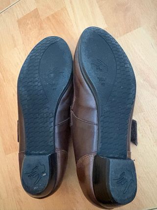 Zapatos Pitillos Marrones Talla 40